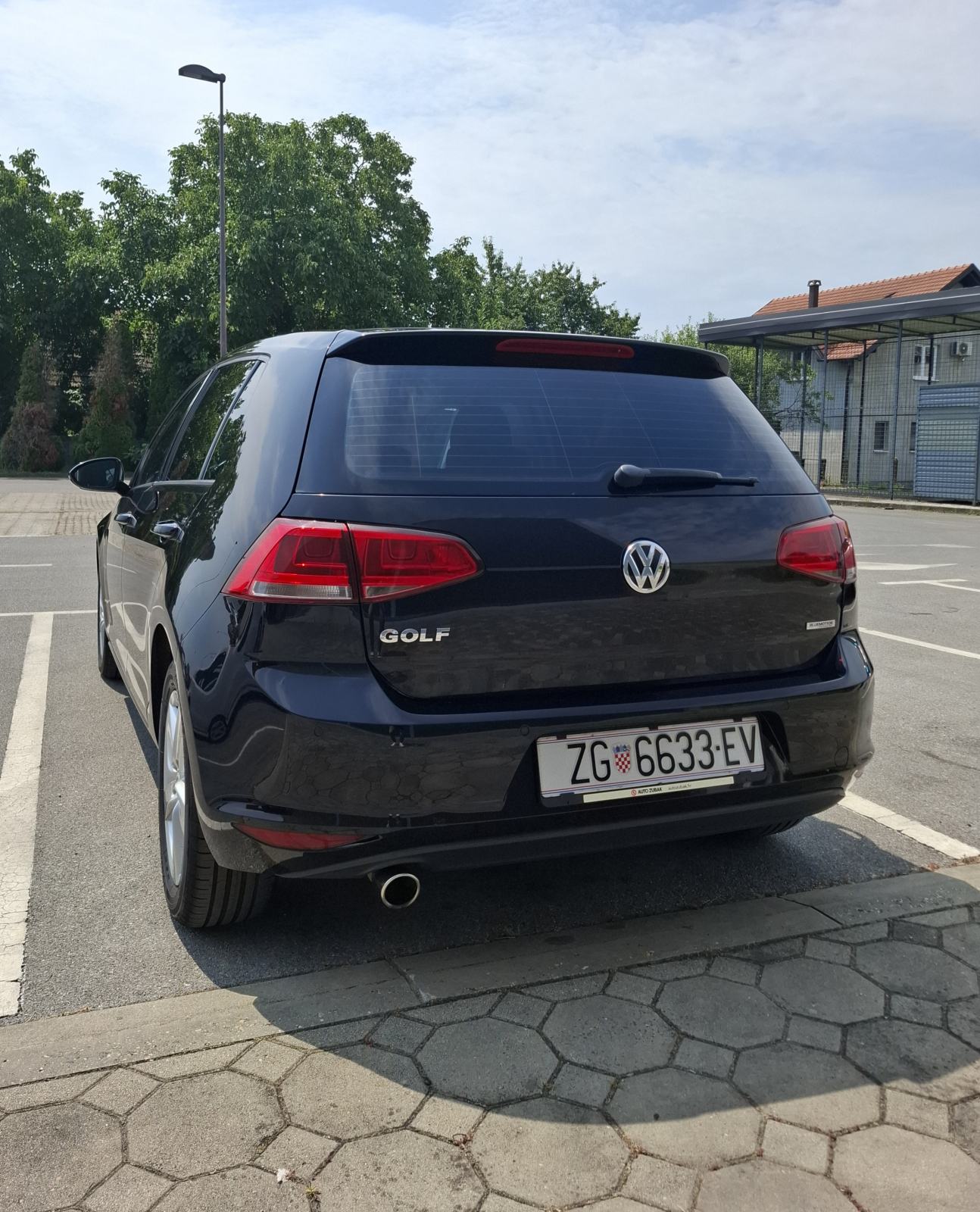 VW Golf 7 1,6 TDI prvi vlasnik, fotografija 17