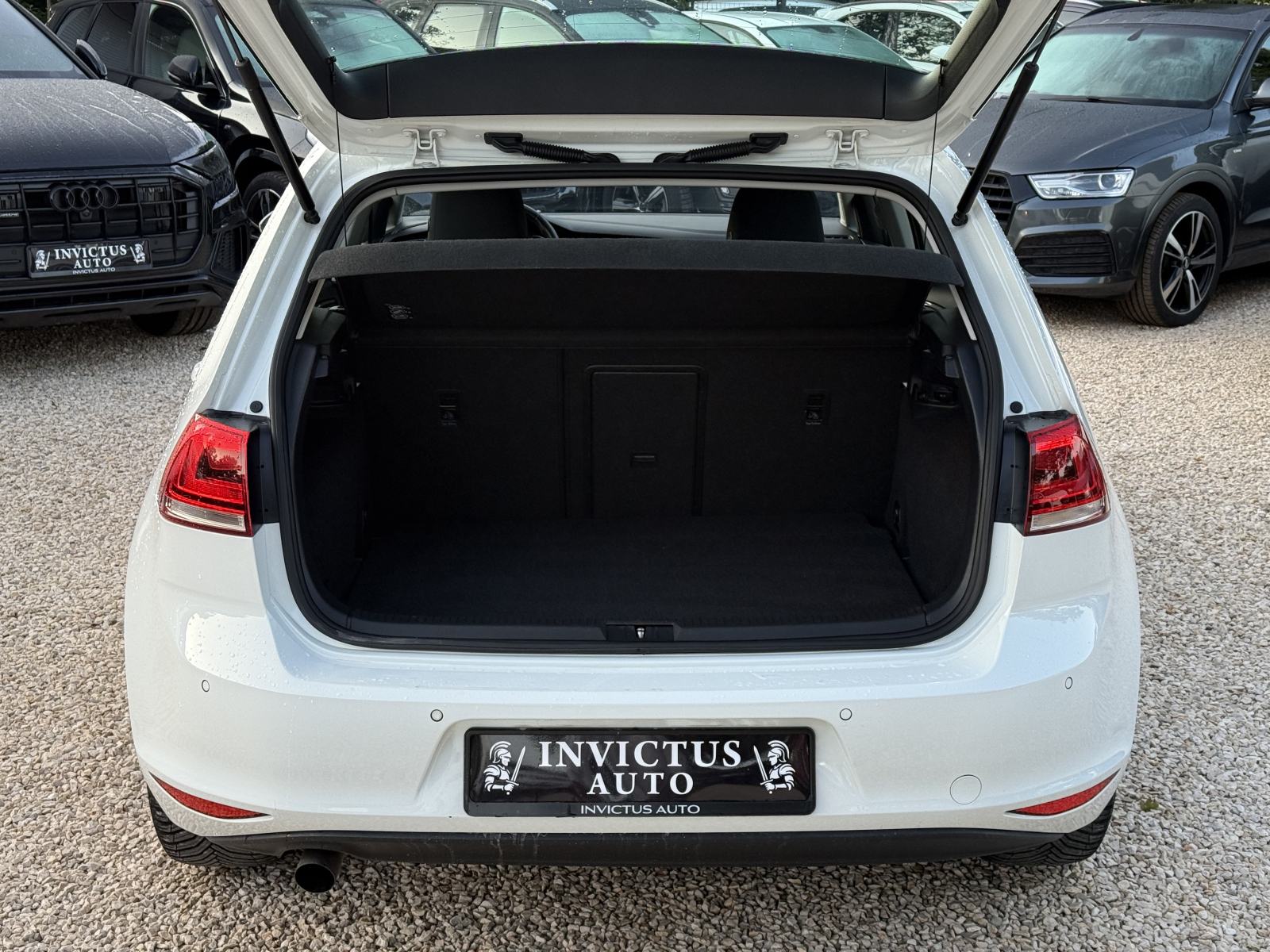 VW GOLF 7 1.6 TDI *HIGHLINE* 2014. Godina - NAVI - ALU - SERVISNA!, fotografija 7