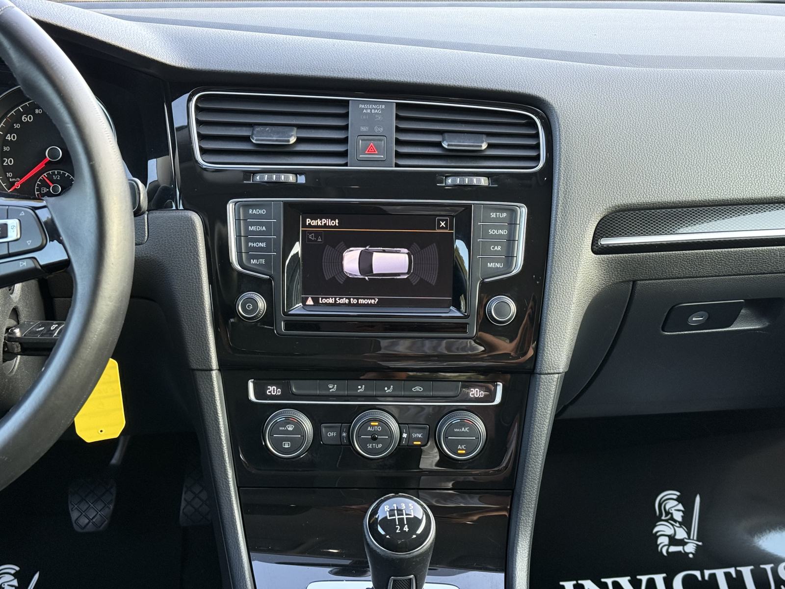 VW GOLF 7 1.6 TDI *HIGHLINE* 2014. Godina - NAVI - ALU - SERVISNA!, fotografija 19