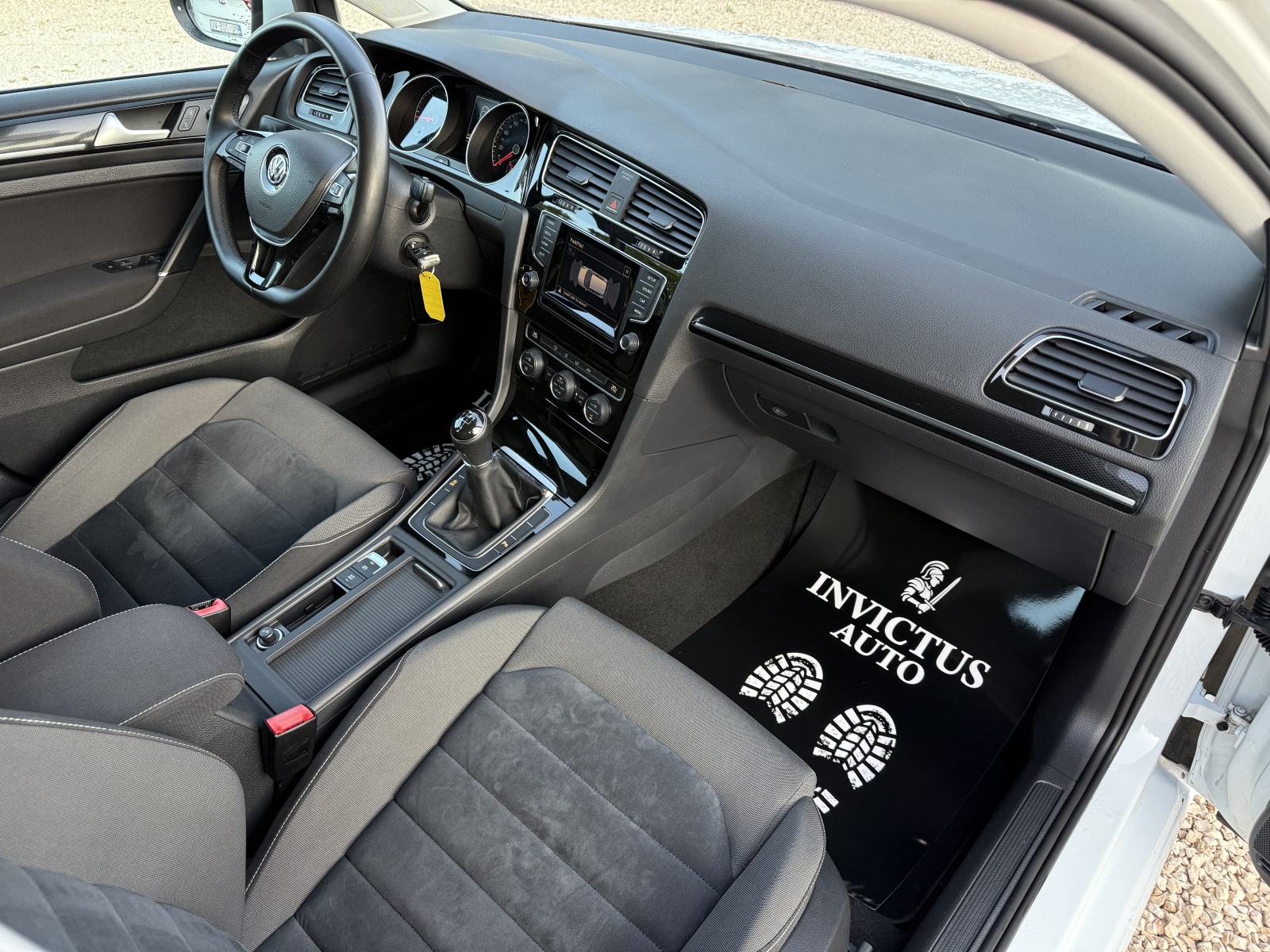 VW GOLF 7 1.6 TDI *HIGHLINE* 2014. Godina - NAVI - ALU - SERVISNA!, fotografija 12