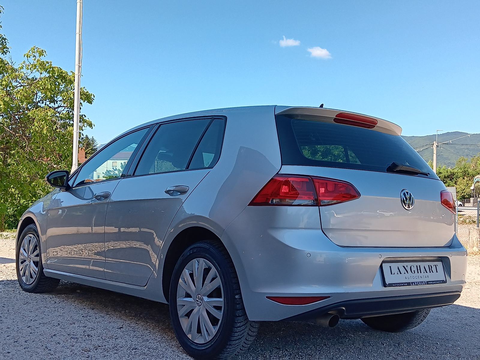 VW Golf 7 1,6 TDI BMT,Velike servis,Reg., pogled izvana - slika 3
