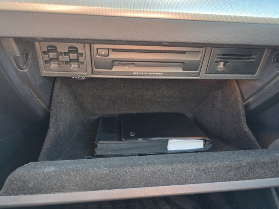 VW Golf 7 1,6 TDI BMT, fotografija 18