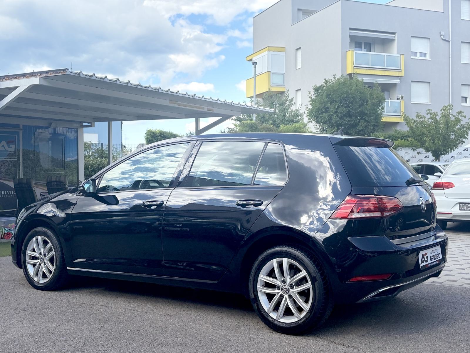 VW Golf 7,5 1,6 TDI *Veliki servis* *NAVI* *Jamstvo*, fotografija 5