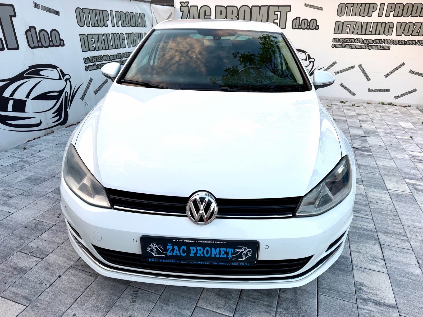 VW Golf 7 1,6 TDI BMT =HR AUTO= REG-1 GOD= KAO NOV=KARTICE-36 RATA, fotografija 12