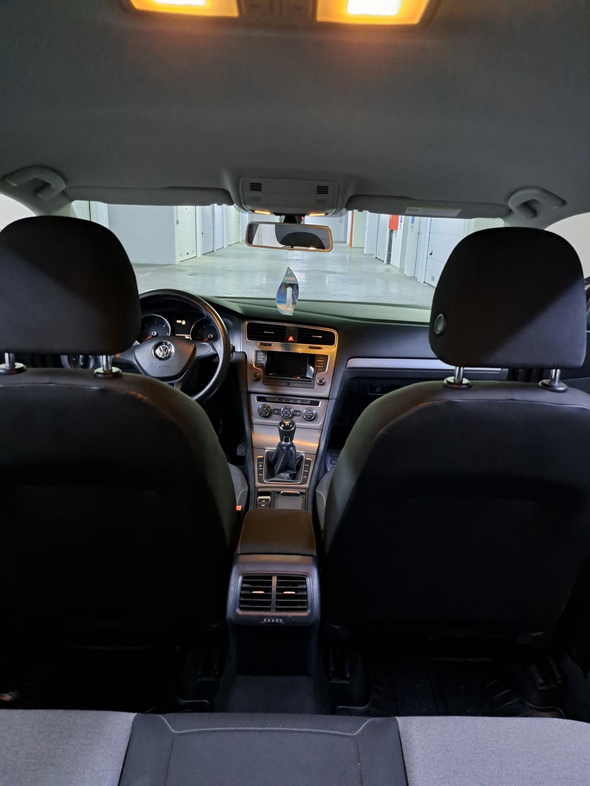 VW Golf 7 1,6 TDI BMT**TIP TOP**, fotografija 16