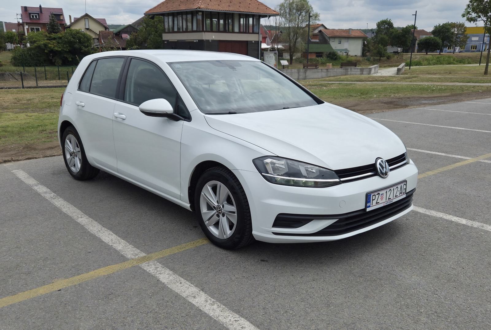 VW Golf 7 1,6 TDI BMT, fotografija 2