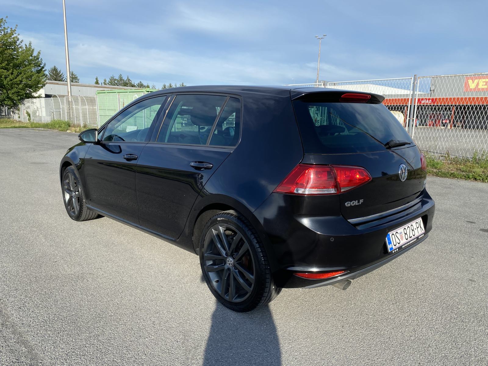Golf 7 1,6 TDI, 2013.g, 215 tkm, 18" alu Salvador felge, dosta opreme, fotografija 6
