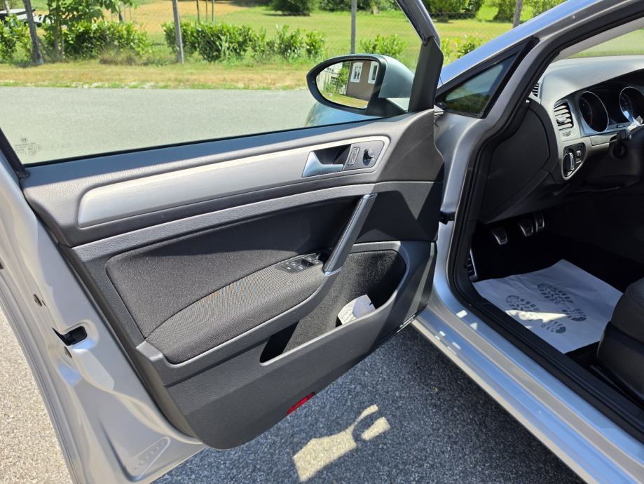 VW Golf 7 1,6 TDI BMT, fotografija 3