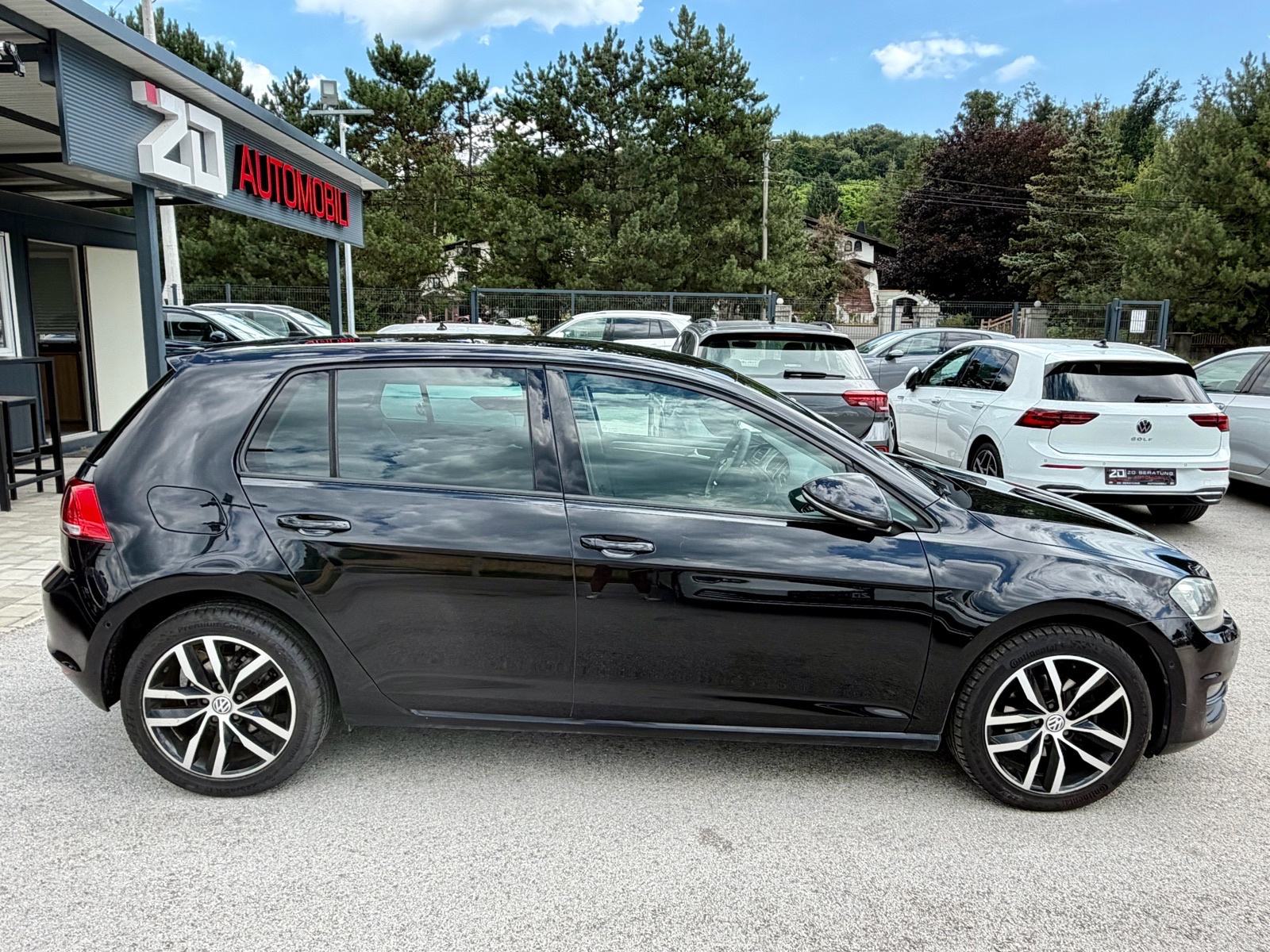 VW Golf 7 1,6 TDI BMT *V.Servis!* BiXenon Navi REG Masaža R17 Servisna, fotografija 6
