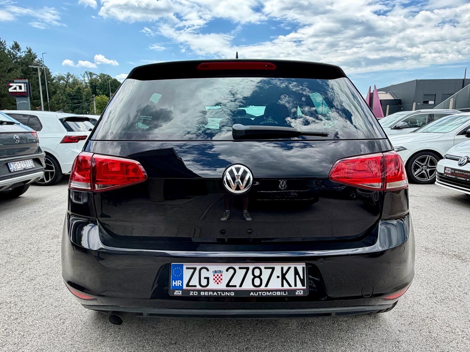 VW Golf 7 1,6 TDI BMT *V.Servis!* BiXenon Navi REG Masaža R17 Servisna, fotografija 8
