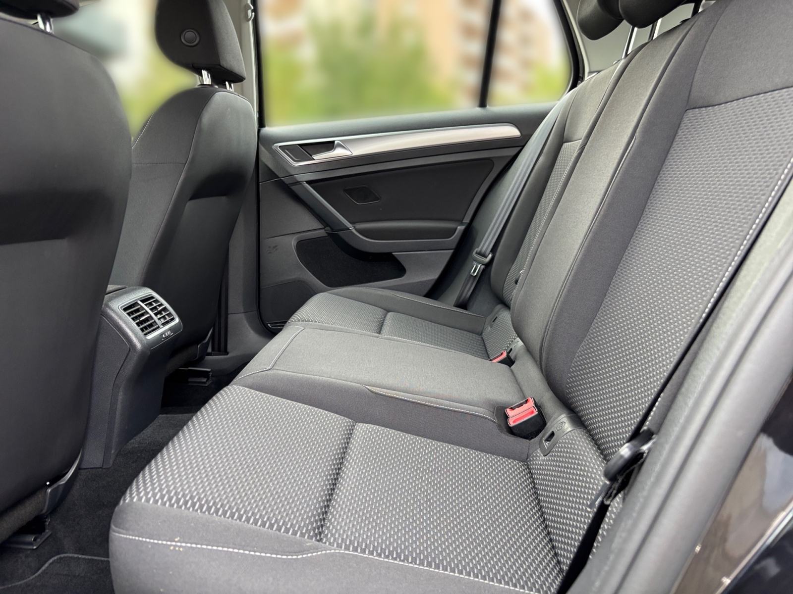 VW Golf 7 1,6 TDI BUSINESS LINE, fotografija 11
