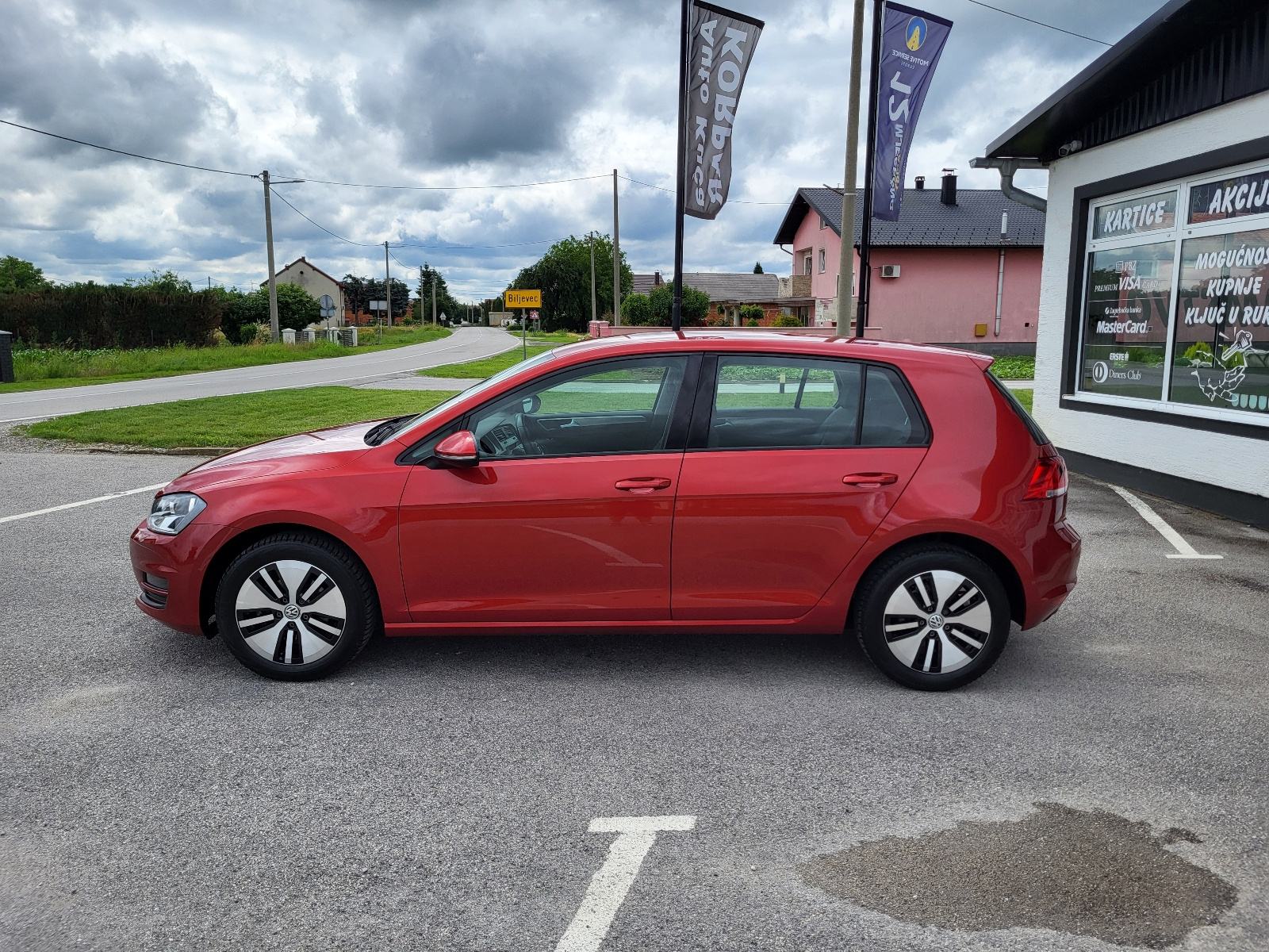 VW Golf 7 1.6 TDI COMFORTLINE,146.000km,VELIKI SERVIS,MOGUČ.KREDITA, fotografija 8