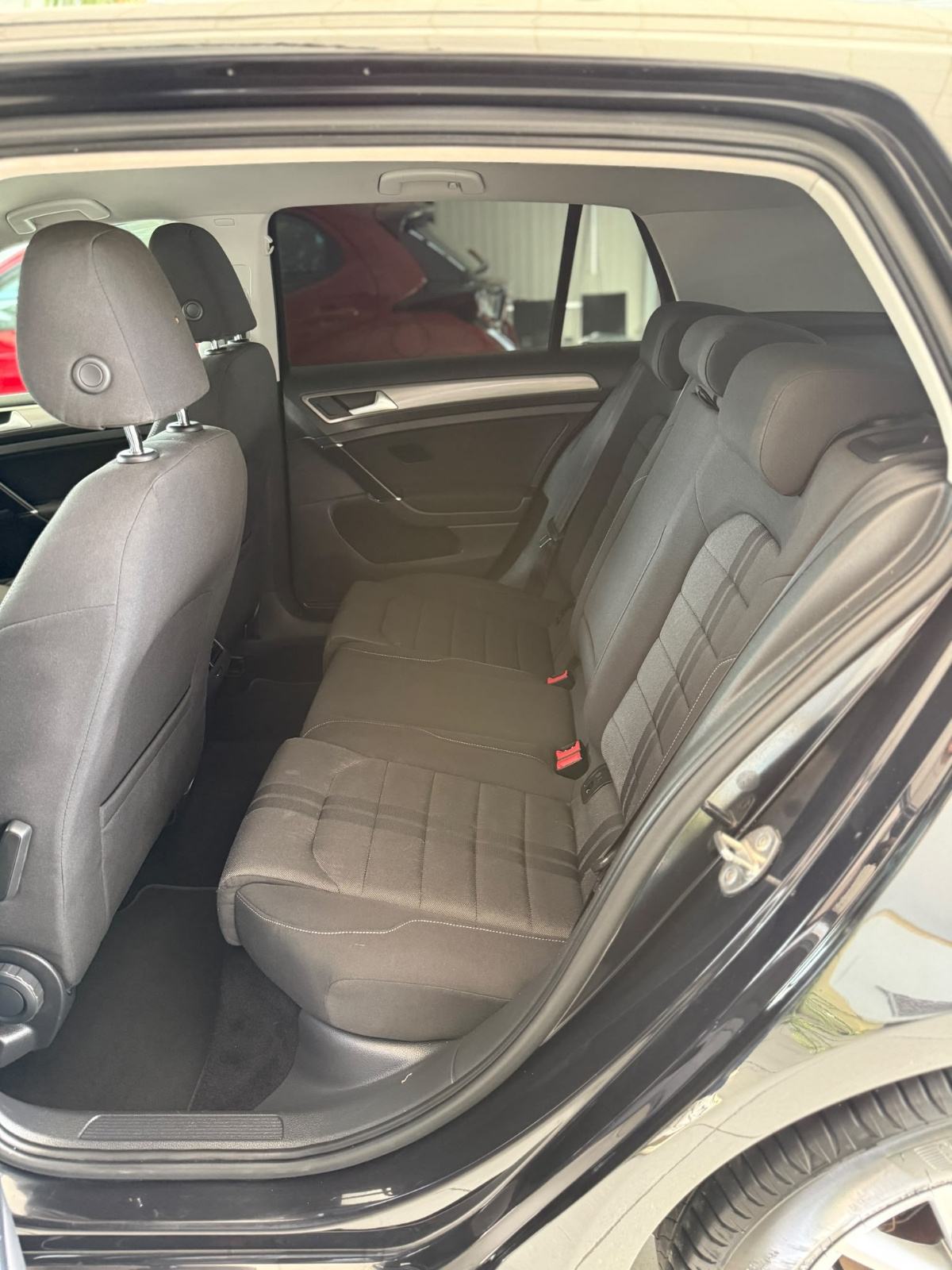 VW Golf 7 1,6 TDI COMFORTLINE BMT PARKIRNI ALU, fotografija 12