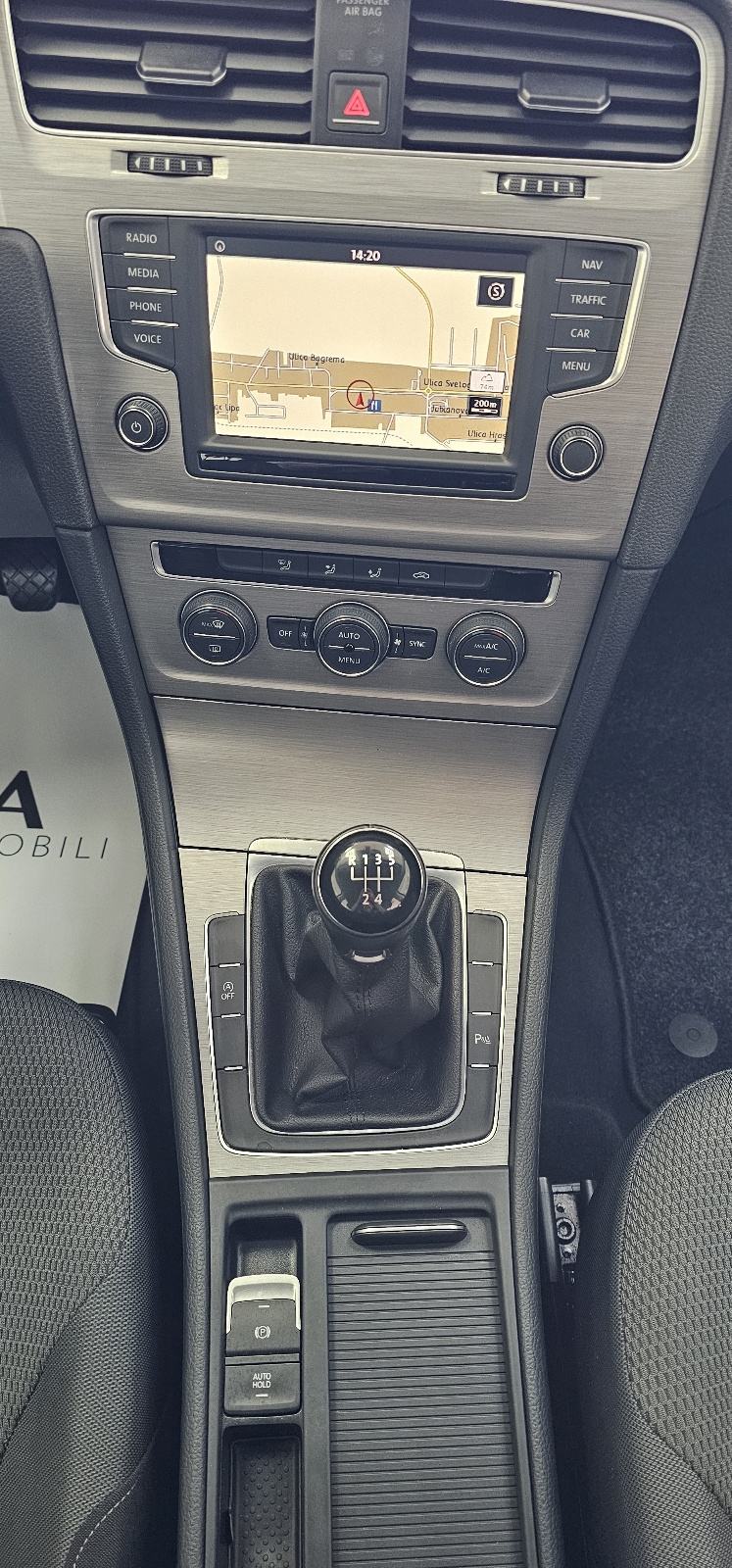 VW Golf 7 1,6 TDI COMFORTLINE, fotografija 14