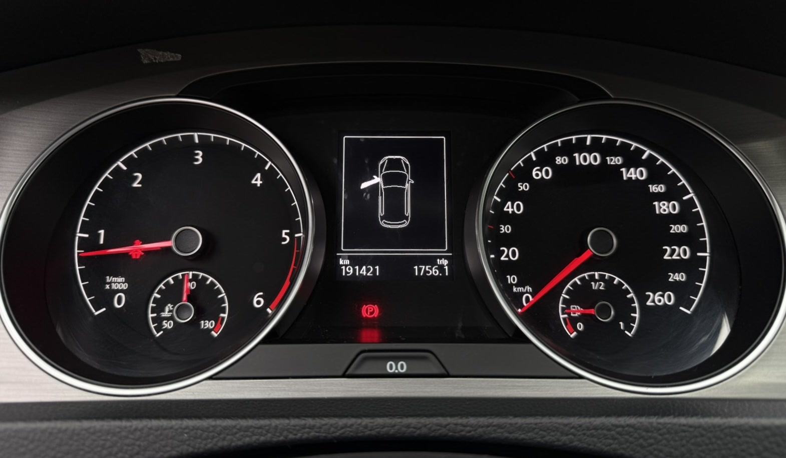 VW Golf 7 1,6 TDI Comfortline SLO.VOZILO-PARK SENZORI-KLIMATIZACIJA, fotografija 12
