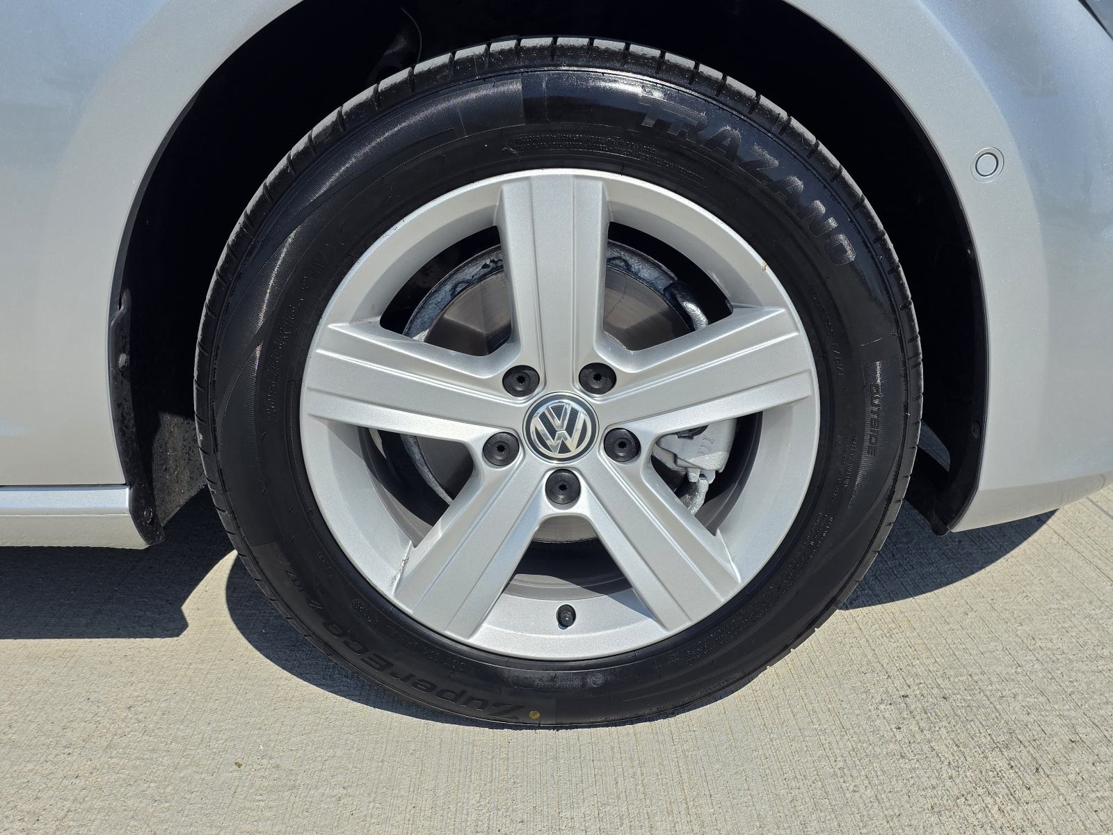 VW Golf 7 1,6 TDI COMFORT LINE,150 T.K.M,REG 1 GODINU, fotografija 15