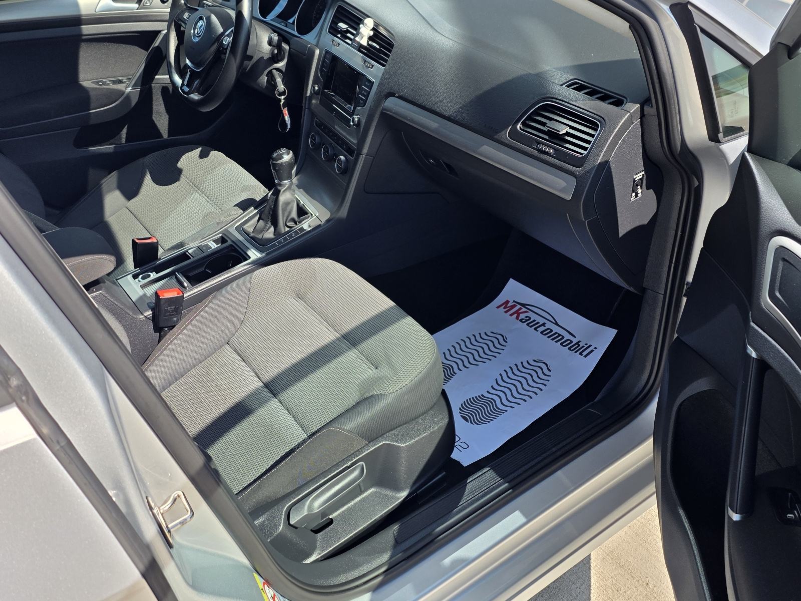 VW Golf 7 1,6 TDI COMFORT LINE,150 T.K.M,REG 1 GODINU, fotografija 14