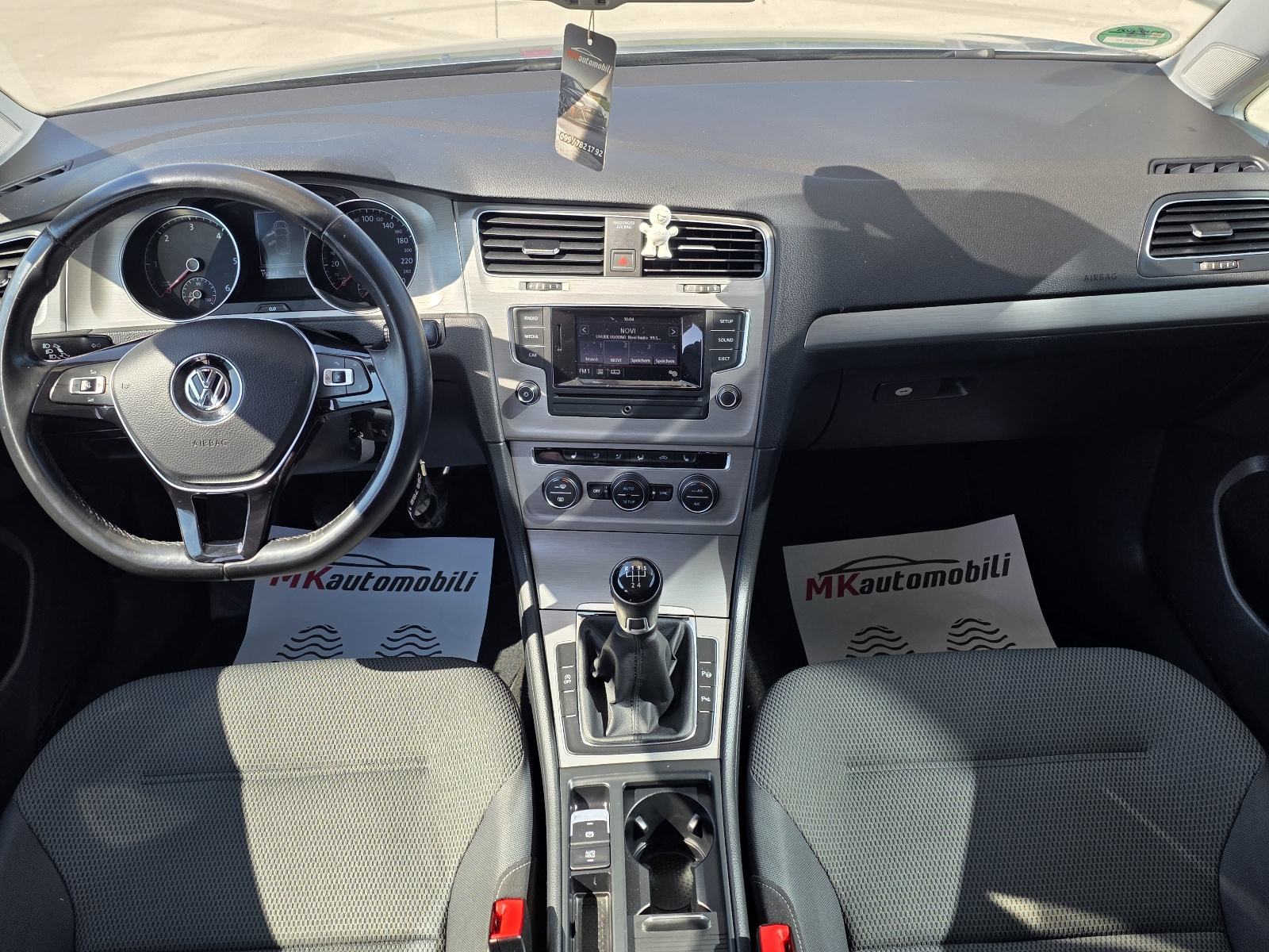 VW Golf 7 1,6 TDI COMFORT LINE,150 T.K.M,REG 1 GODINU, fotografija 12