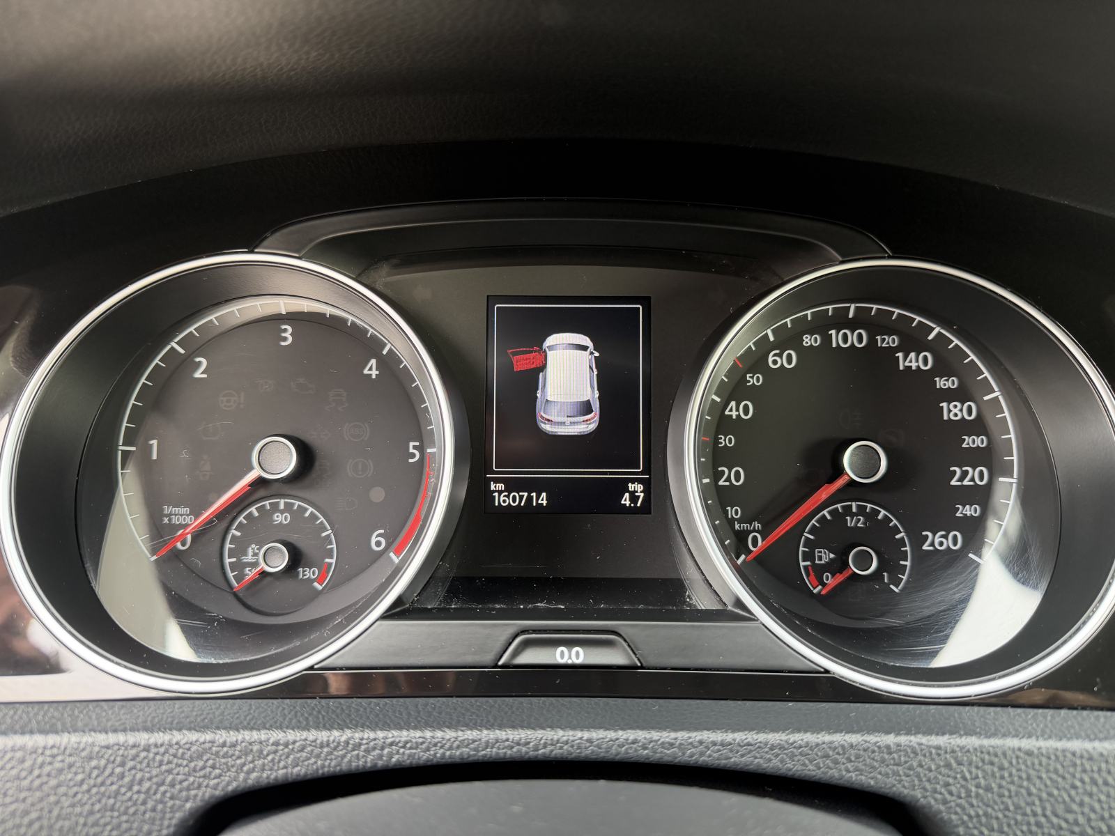 VW Golf 7 1.6 TDI CUP -servisna, nav, pdc, park pilot-, fotografija 12