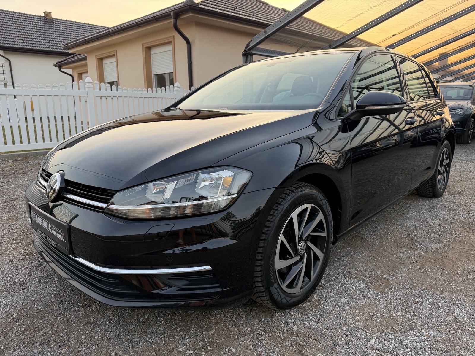 VW Golf 7 1,6 TDI,Digitalna klima,1.Vlasnik,Handsfree,Jamstvo 12mj., fotografija 1