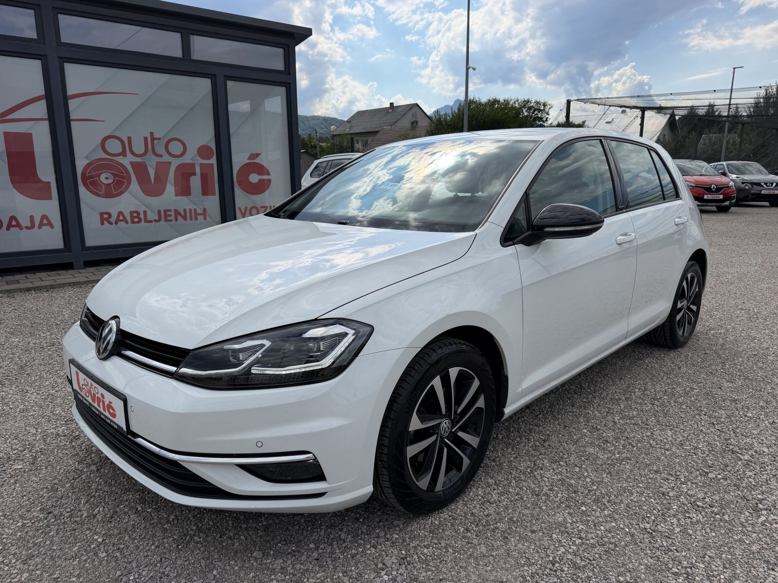 VW Golf 7 1,6 TDI DSG - BI-XENON - NAVIGACIJA - KAMERA - GARANCIJA, fotografija 1