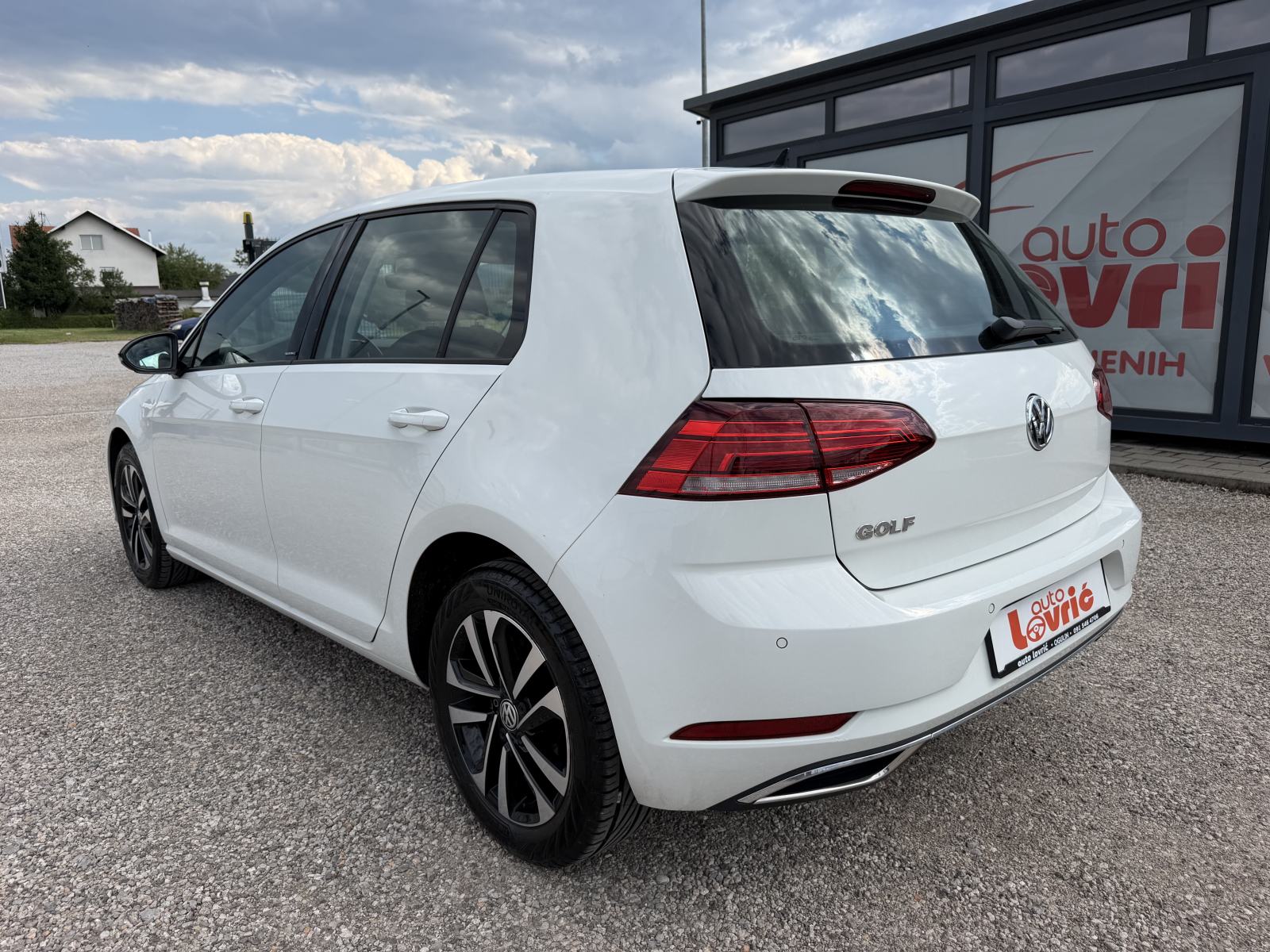 VW Golf 7 1,6 TDI DSG - BI-XENON - NAVIGACIJA - KAMERA - GARANCIJA, fotografija 2