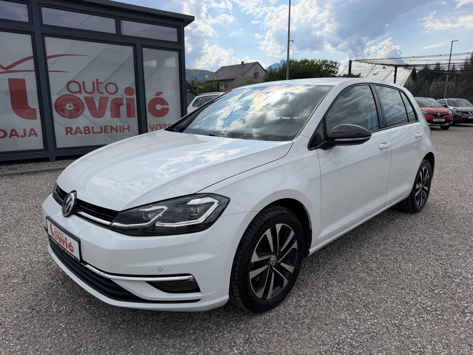 VW Golf 7 1,6 TDI DSG - BI-XENON - NAVIGACIJA - KAMERA - GARANCIJA, fotografija 5