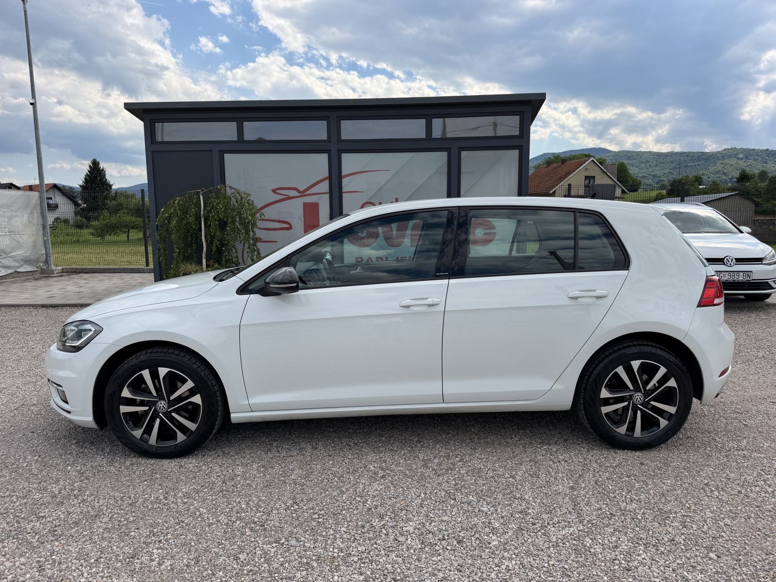 VW Golf 7 1,6 TDI DSG - BI-XENON - NAVIGACIJA - KAMERA - GARANCIJA, fotografija 6