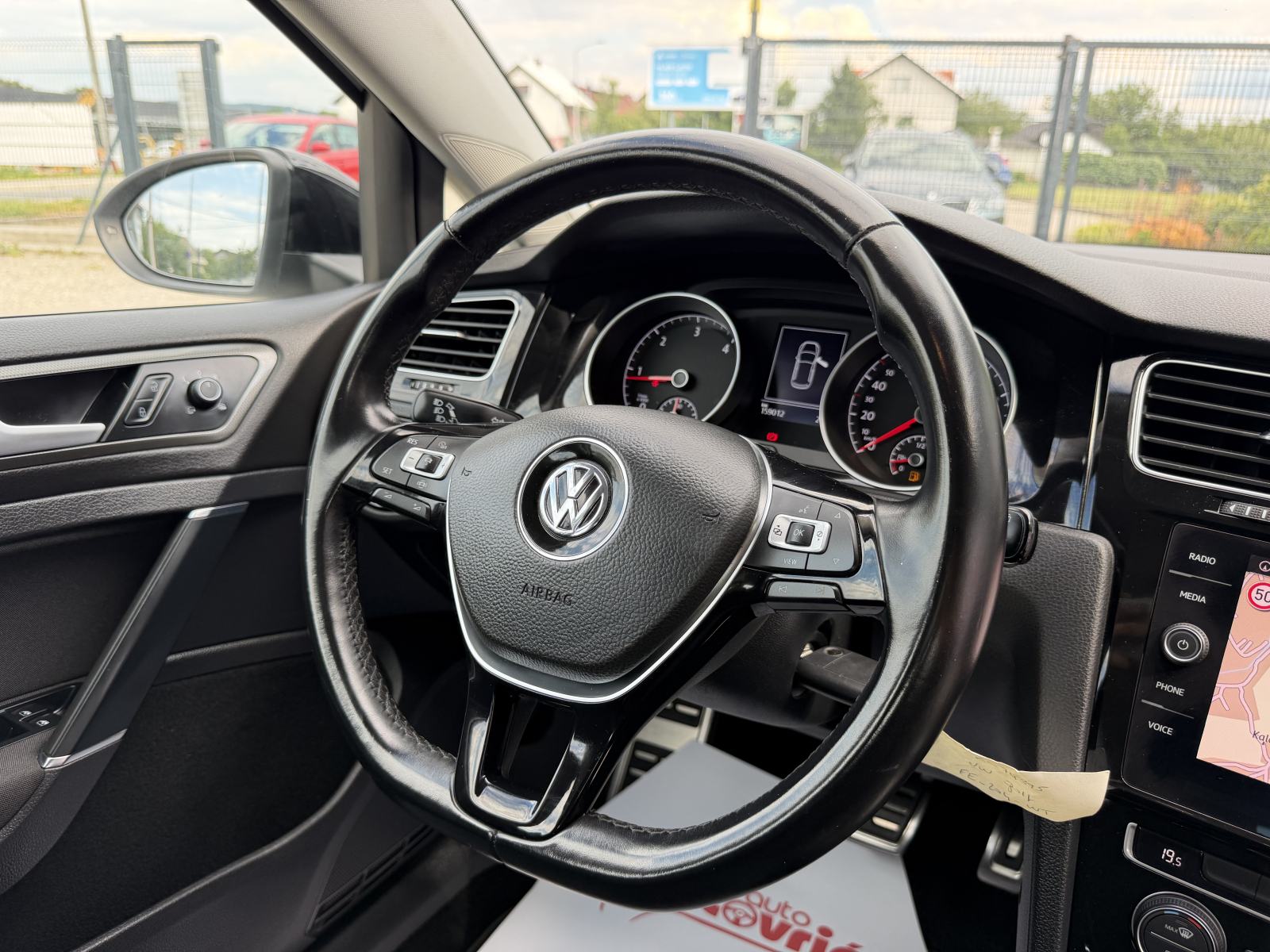 VW Golf 7 1,6 TDI DSG - BI-XENON - NAVIGACIJA - KAMERA - GARANCIJA, fotografija 11