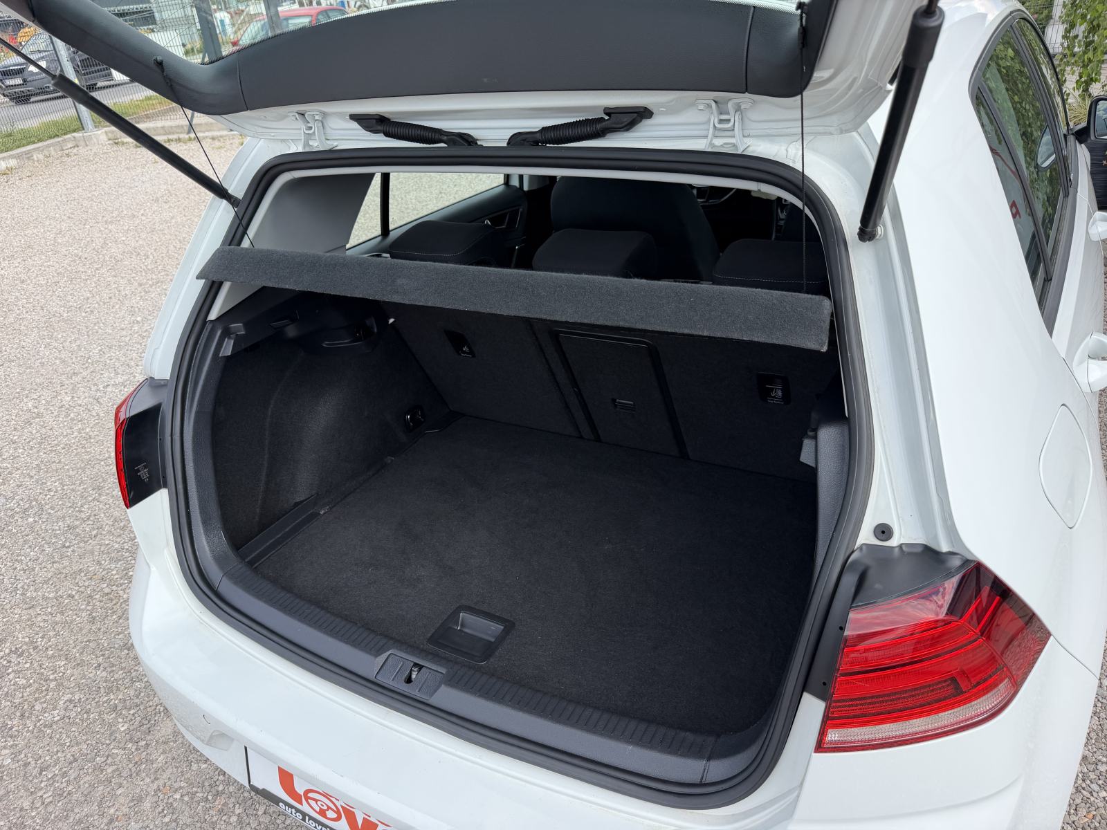 VW Golf 7 1,6 TDI DSG - BI-XENON - NAVIGACIJA - KAMERA - GARANCIJA, fotografija 12