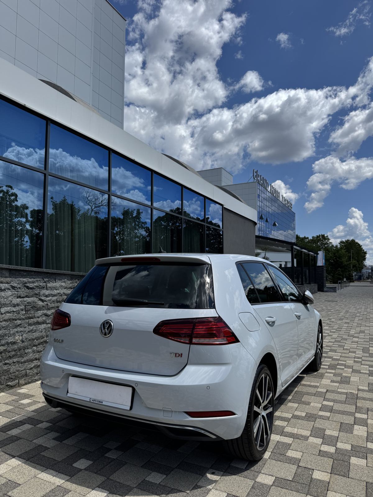 VW Golf 7 1,6 TDI DSG - COMFORTLINE - V SERVIS - EURO 6 - PRILIKA !!, fotografija 10
