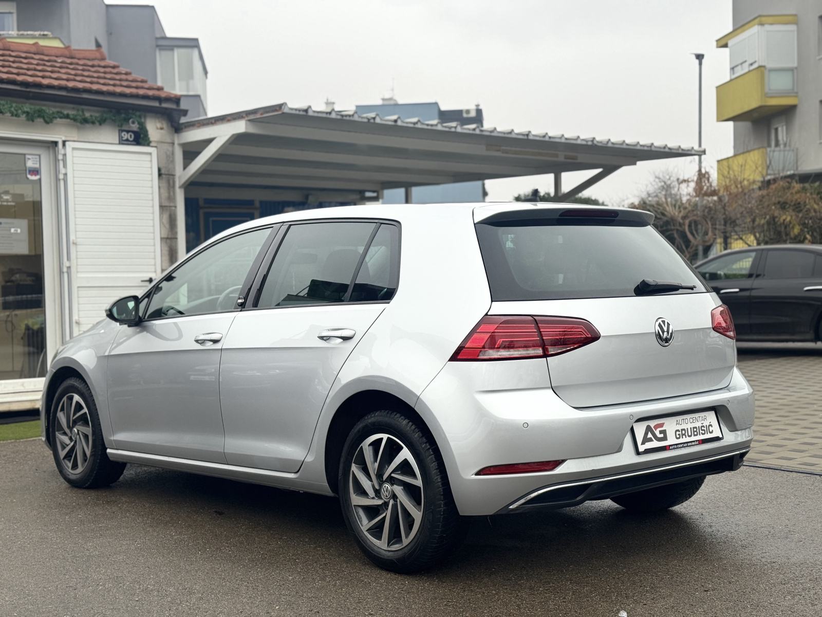 VW Golf 7 1,6 TDI DSG Facelift *Automatik* *Nove gume* *Top stanje!*, fotografija 6