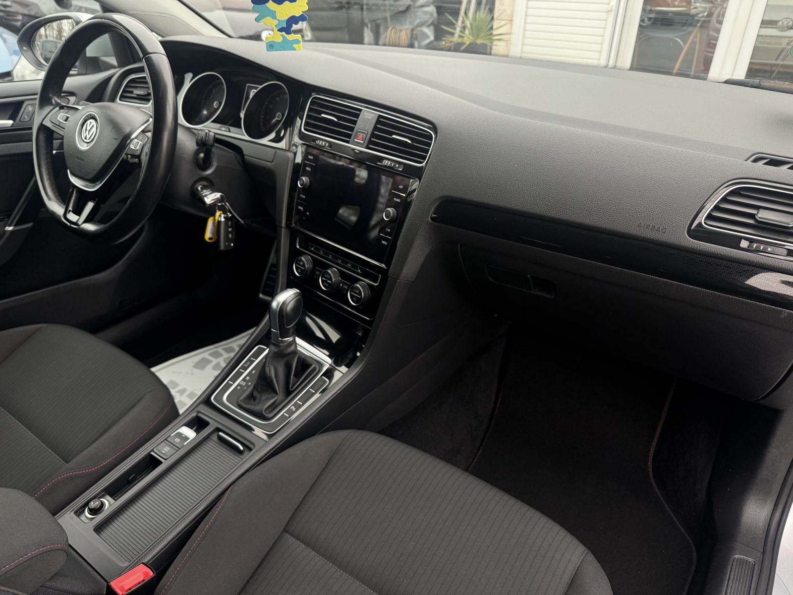 VW Golf 7 1,6 TDI DSG Facelift *Automatik* *Nove gume* *Top stanje!*, fotografija 16