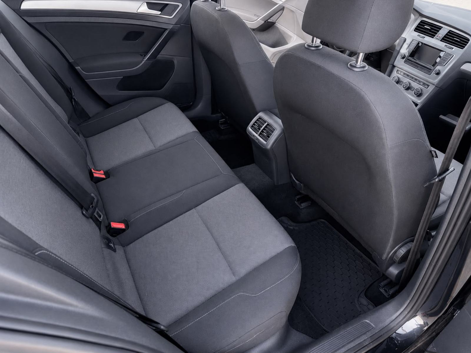 VW Golf 7 1,6 TDI DSG - HRVATSKI AUTO - ODLIČAN AUTO-PRODAJA/ZAMJENA, fotografija 6