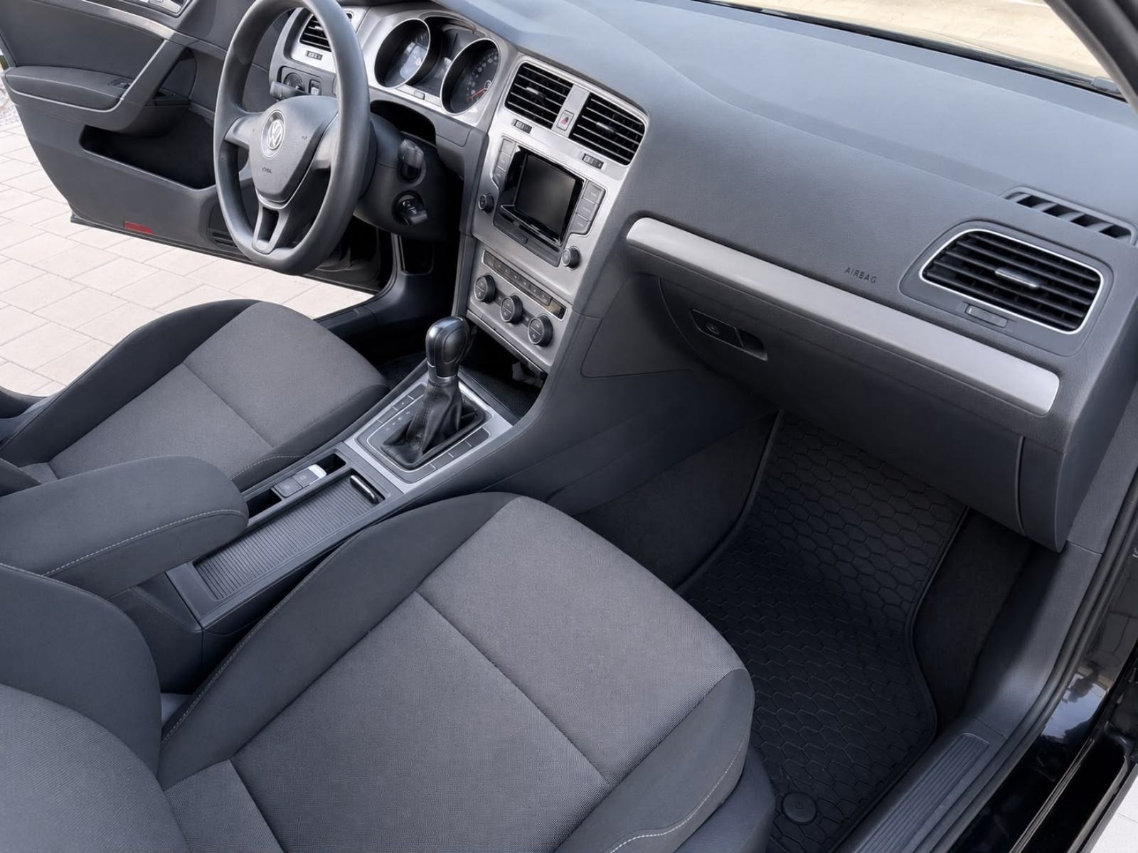 VW Golf 7 1,6 TDI DSG - HRVATSKI AUTO - ODLIČAN AUTO-PRODAJA/ZAMJENA, fotografija 7