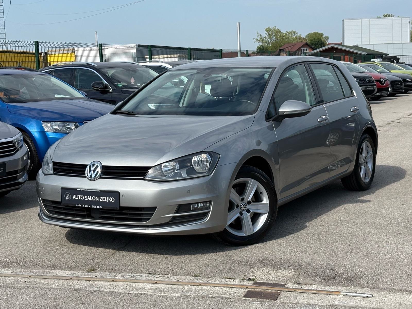 VW Golf 7 1,6 TDI ••HIGHLINE•• alkantara | navigacija | mf | alu | ACC, fotografija 3