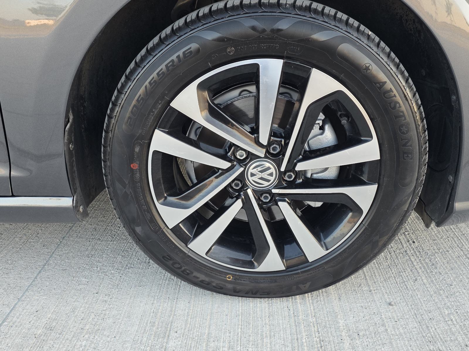 VW Golf 7 1,6 TDI HIGHLINE,DSG,ALU NAVI,KAMERA, fotografija 19