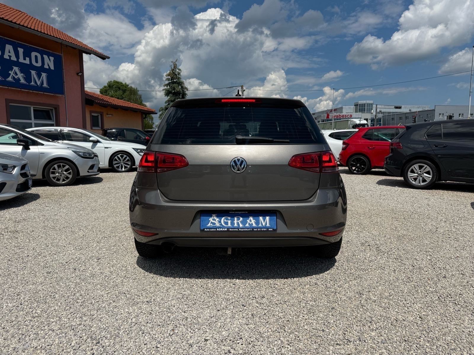 VW Golf 7 1.6 TDI*HIGLINE*NAVIG*XENON*R.KAMERA*START STOP*PARK PILOT*, fotografija 5