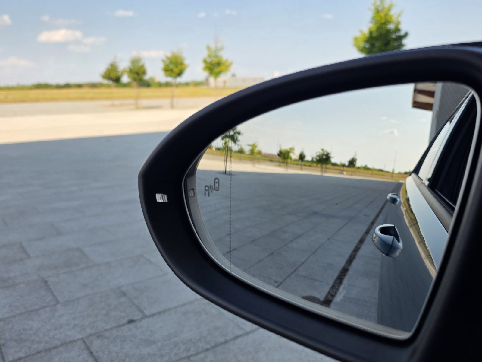 VW Golf 7 1,6 TDI IQ DRIVE,FUL LED,NAVI 154 T.K.M, fotografija 19