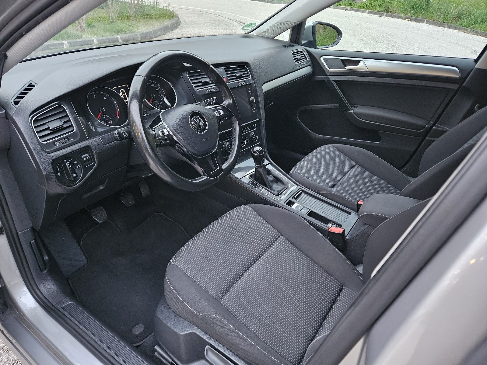 VW Golf 7 1,6 TDI,izuzetno očuvan, fotografija 13
