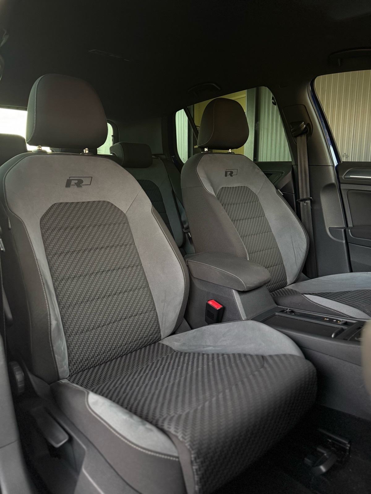 VW Golf 7 1,6 TDI ✅JAMSTVO✅• R-Line•Navi•Pdc•17 Zoll•, fotografija 20