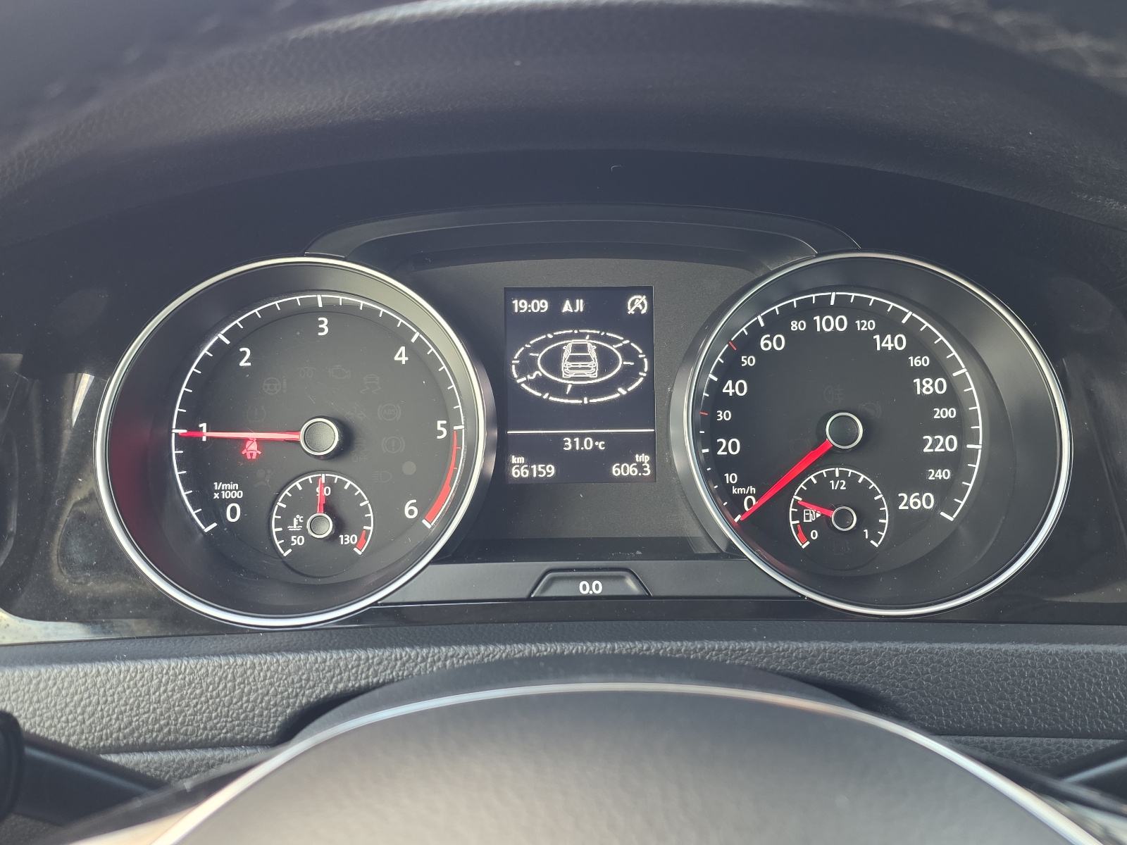 VW Golf 7 1,6 TDI JOIN ALU,NAVI,NOVE GUME 66 T.K.M, fotografija 14