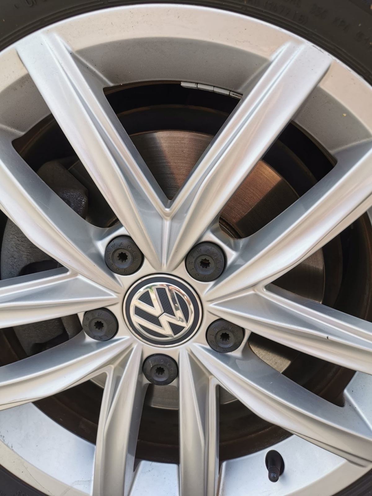 VW Golf 7 1,6 TDI, TVORNIČKA KUKA,KAO NOV!!!!, fotografija 14