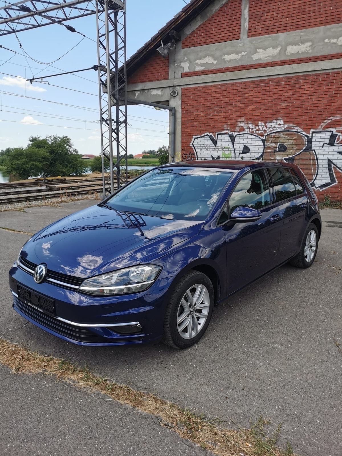 VW Golf 7 1,6 TDI, TVORNIČKA KUKA,KAO NOV!!!!, fotografija 5