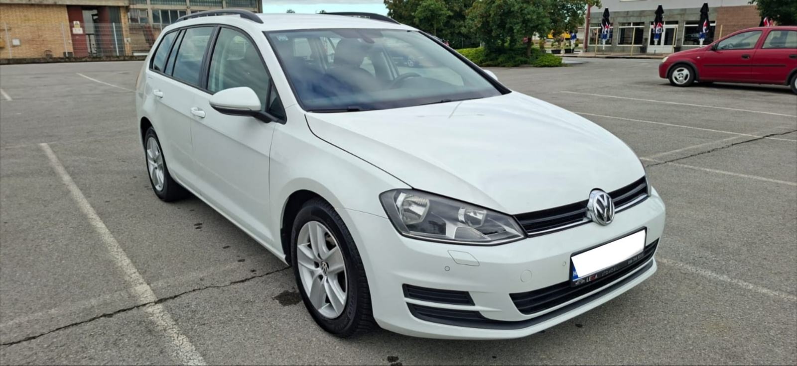 VW Golf 7 1.6 TDI KLIMA,Park.senzori,Navigacija,Tempomat..., fotografija 2