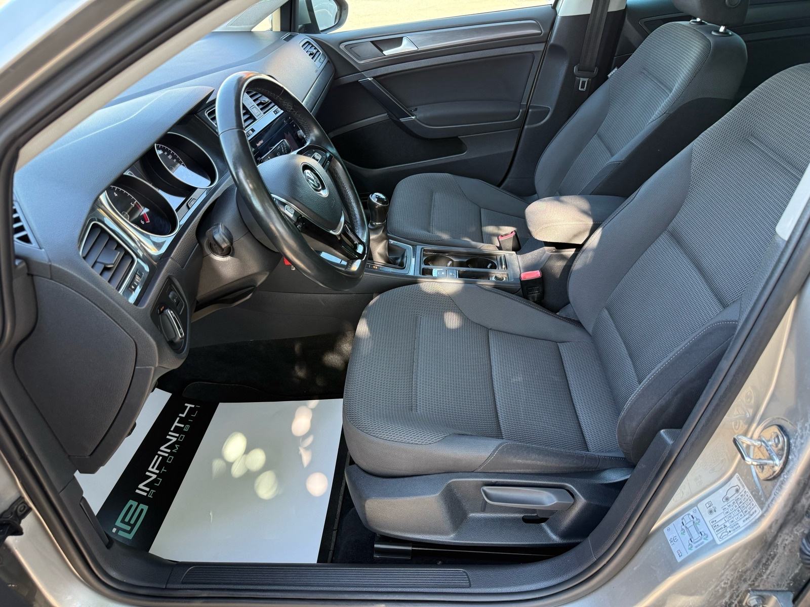 VW Golf 7 1,6 TDI LEASING BEZ UČEŠĆA, NAVI, V. SERVIS, TEMP, ALU, fotografija 11