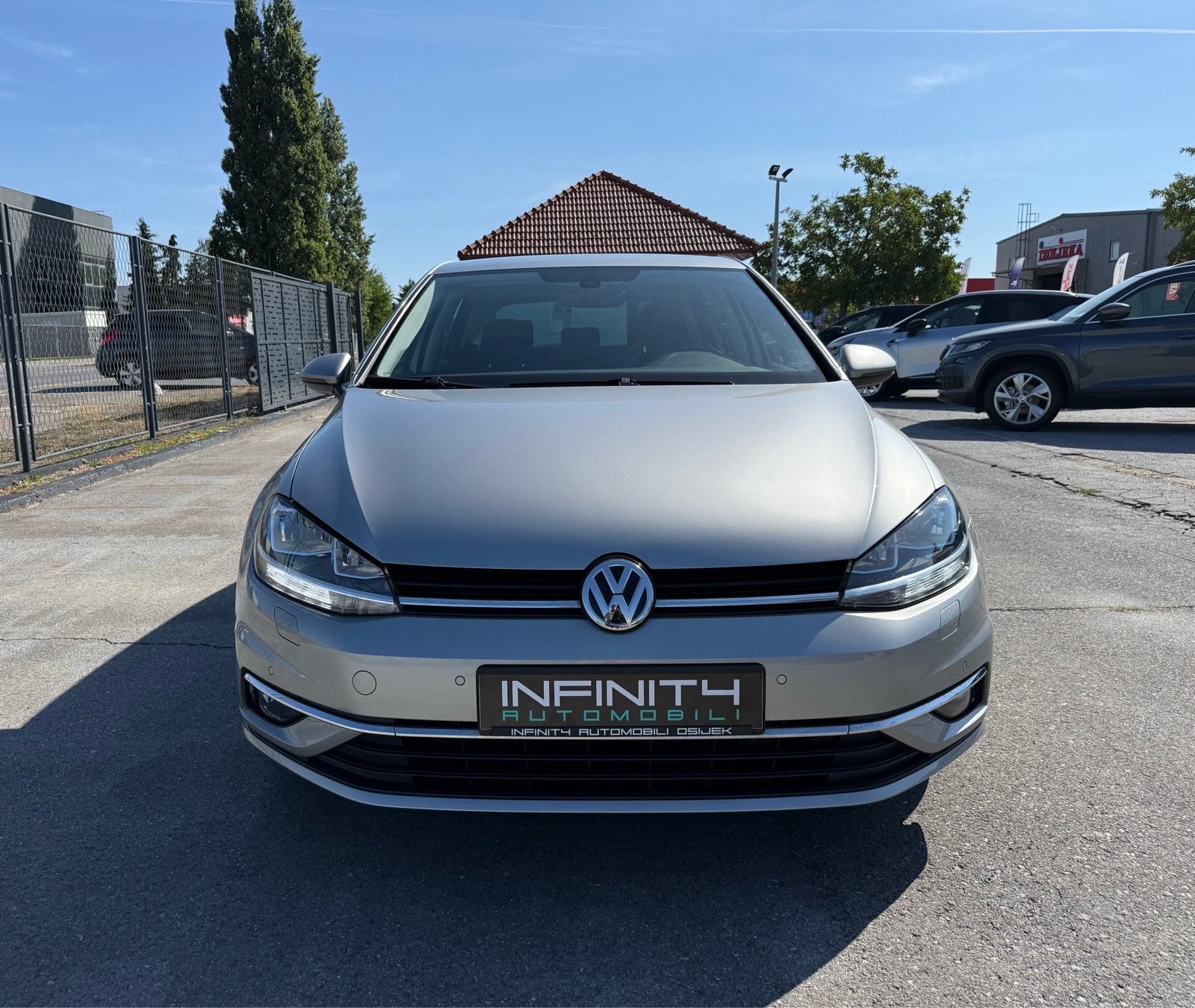 VW Golf 7 1,6 TDI LEASING BEZ UČEŠĆA, NAVI, V. SERVIS, TEMP, ALU, fotografija 3