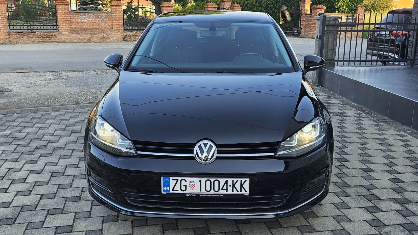 VW Golf 7 1,6 TDI LONGUE 1.VLASNIK-SERVISNA-VRHUNSKO STANJE, fotografija 3
