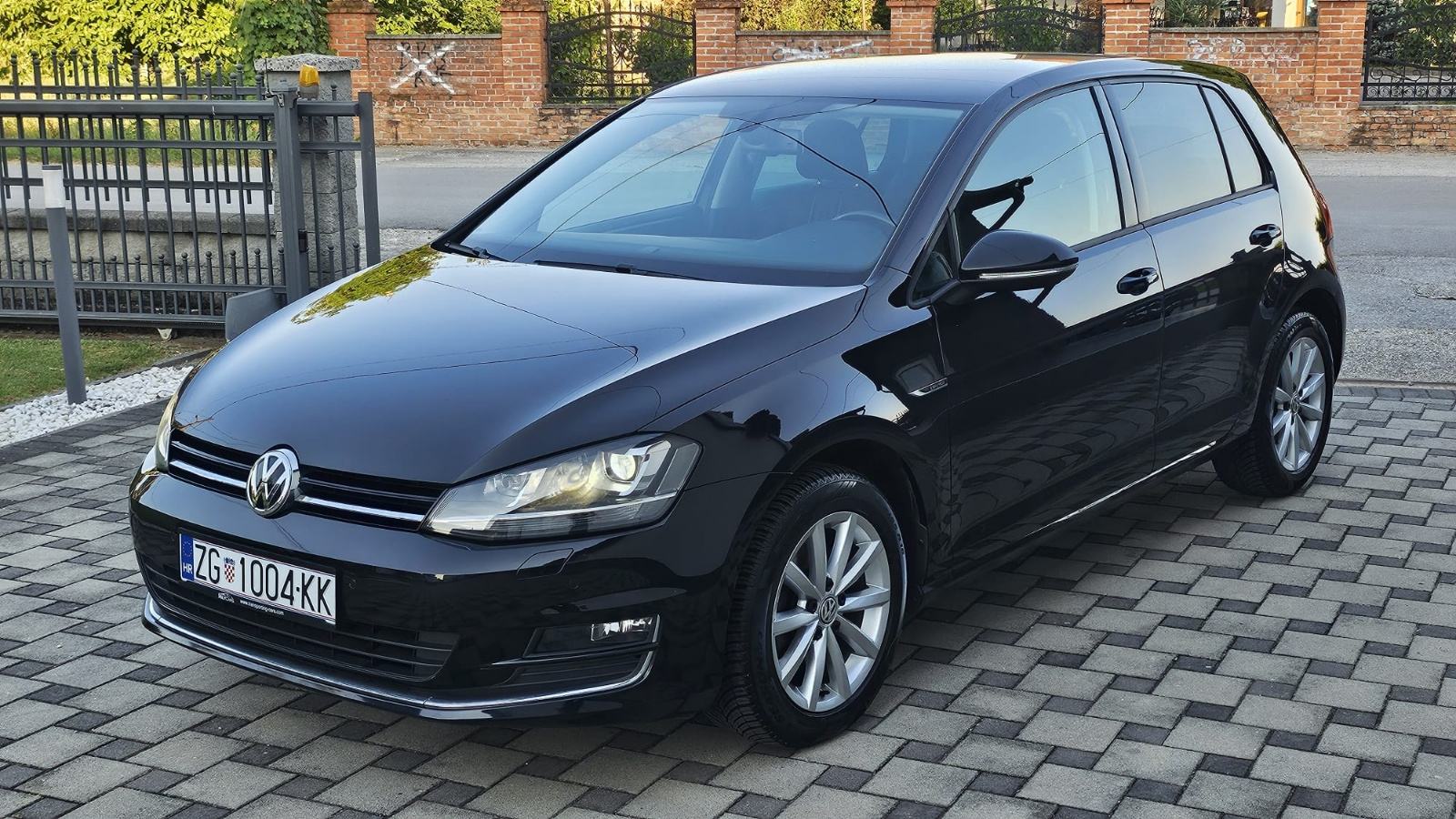 VW Golf 7 1,6 TDI LONGUE 1.VLASNIK-SERVISNA-VRHUNSKO STANJE, fotografija 7