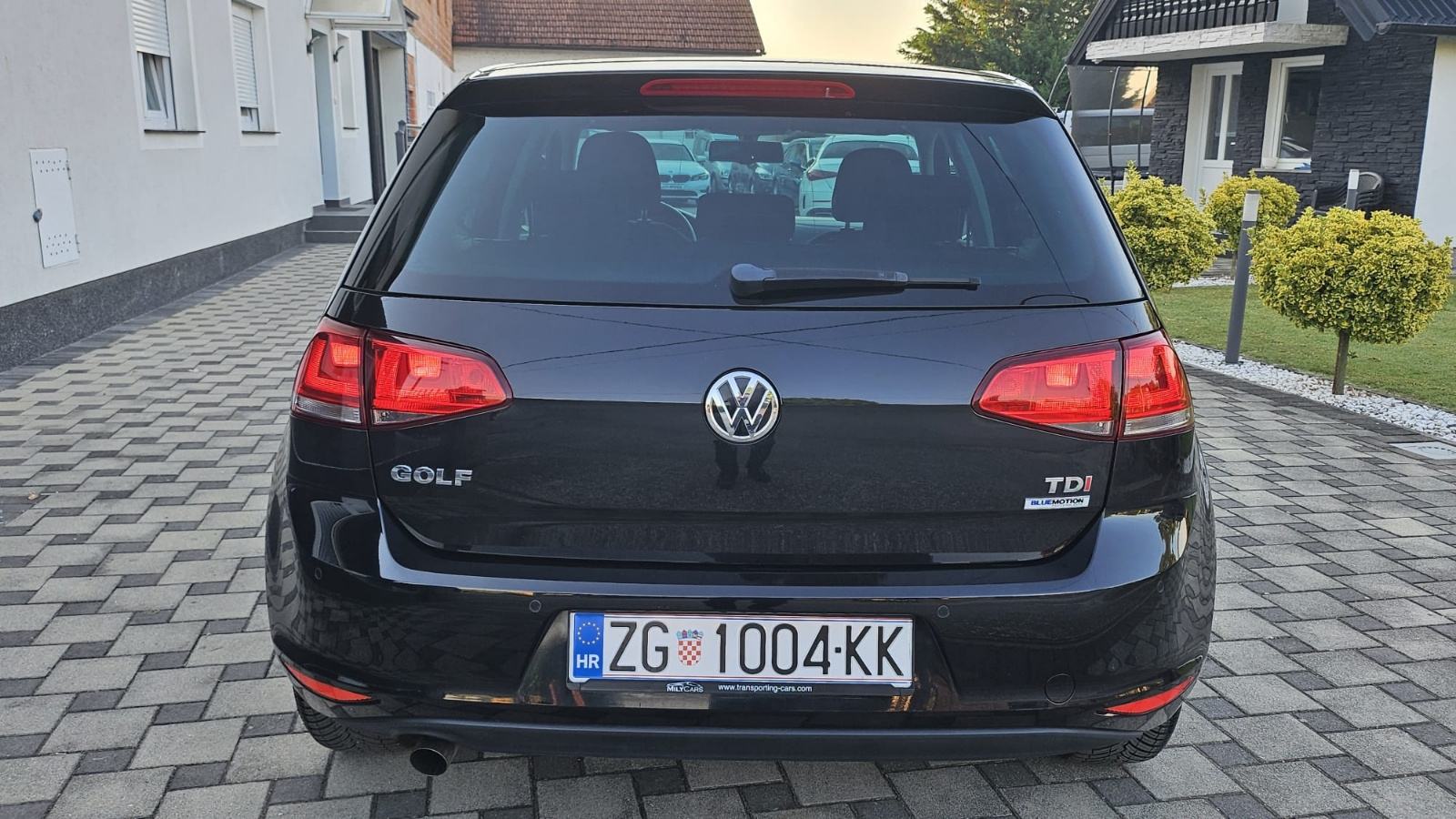 VW Golf 7 1,6 TDI LONGUE 1.VLASNIK-SERVISNA-VRHUNSKO STANJE, fotografija 9